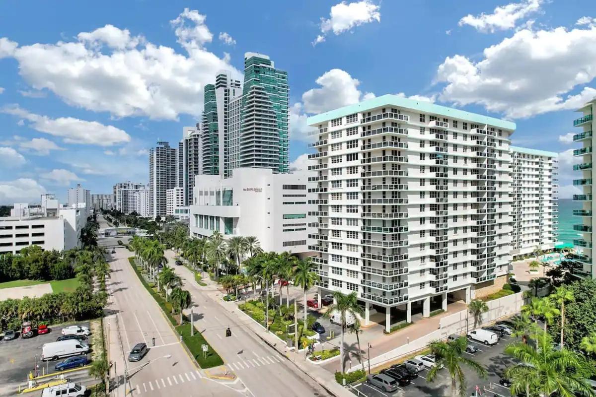 Flip Flop Paradise In Hollywood Florida Buitenkant foto