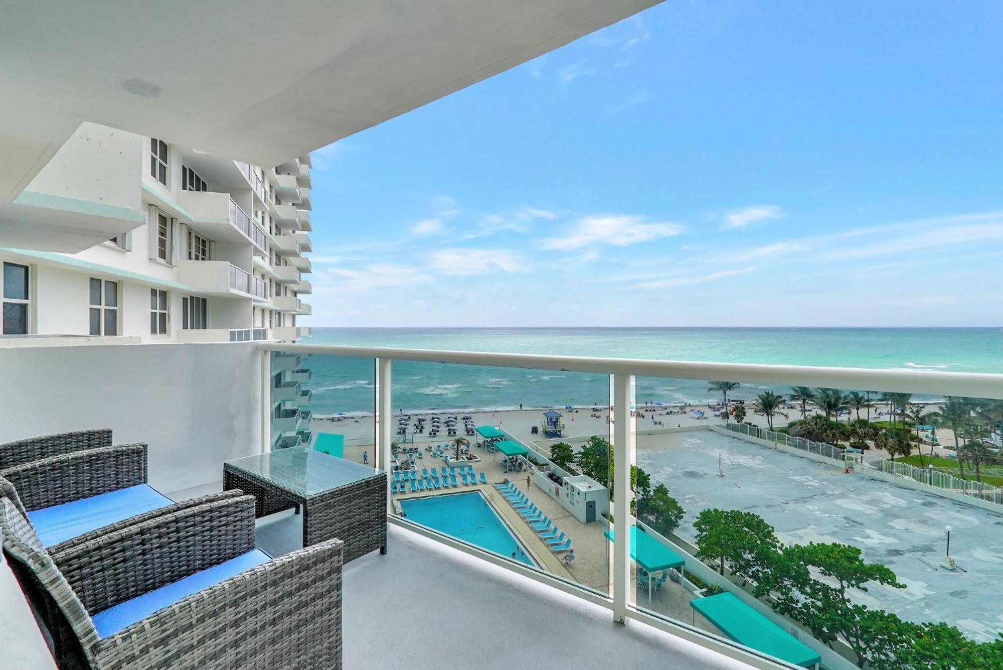 Flip Flop Paradise In Hollywood Florida Buitenkant foto